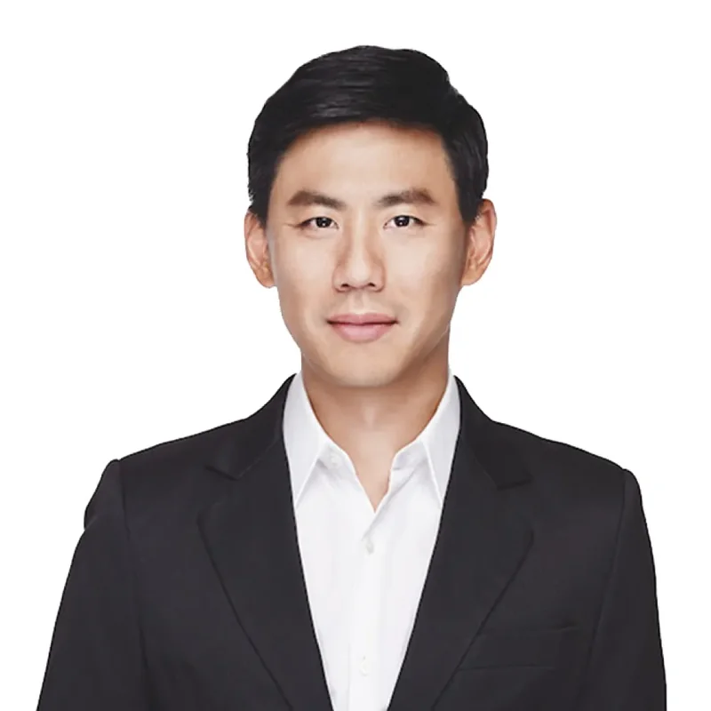 Portrait of Dr Kevin Chua